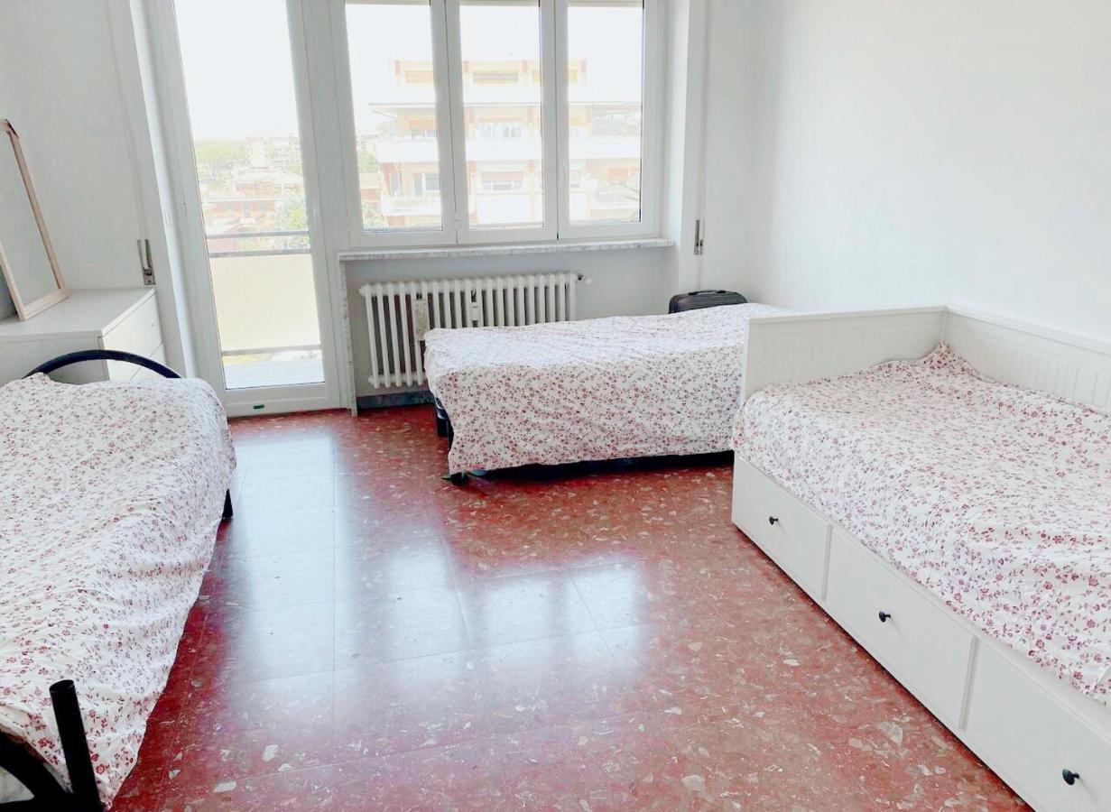 Female Dormitory For Only Female Bed and Breakfast Rom Eksteriør billede