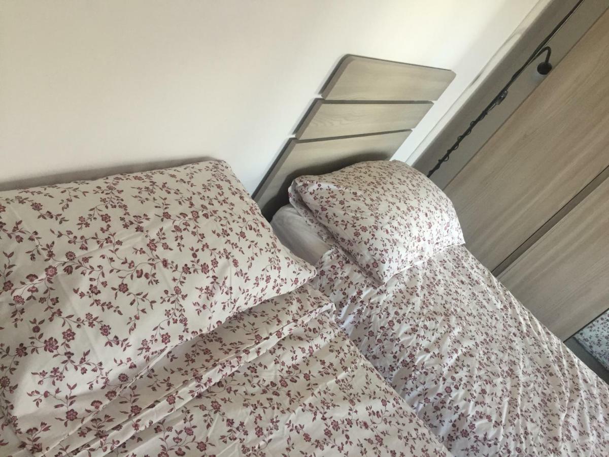Female Dormitory For Only Female Bed and Breakfast Rom Eksteriør billede